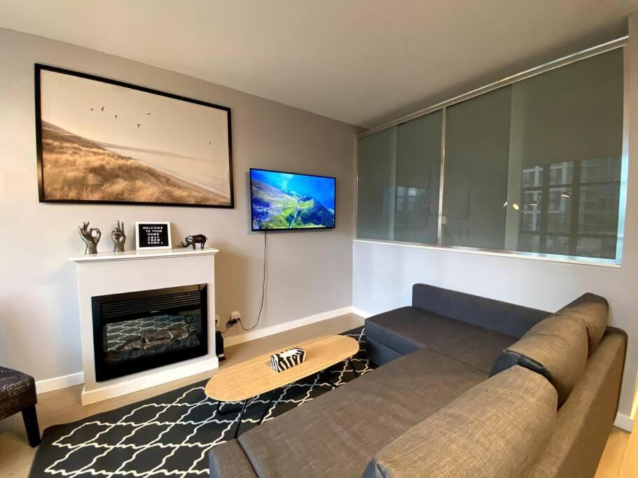 Entire Condo In Heart Of Downtown Ванкувер Экстерьер фото